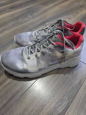 The North Face Flight RKT FastFoam Trail Running Shoe Grey Red Women's 9.5